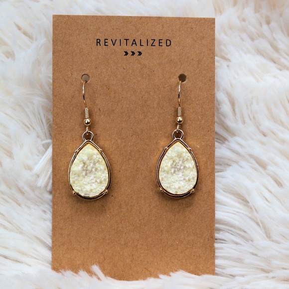 REVITALIZED Jewelry - 🖤 Druzy Teardrop Earrings